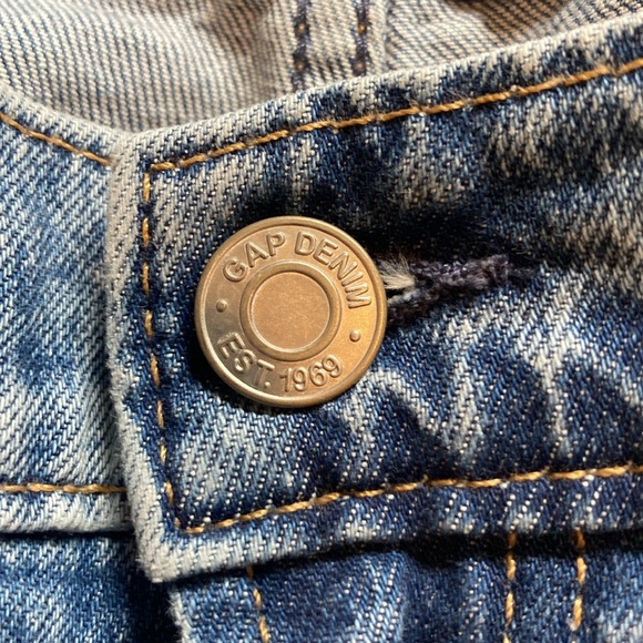 GAP 90’s Loose Mid Rise Jeans - Picture 12 of 15